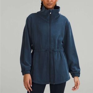 Lululemon Cinch waist Softstreme Jacket